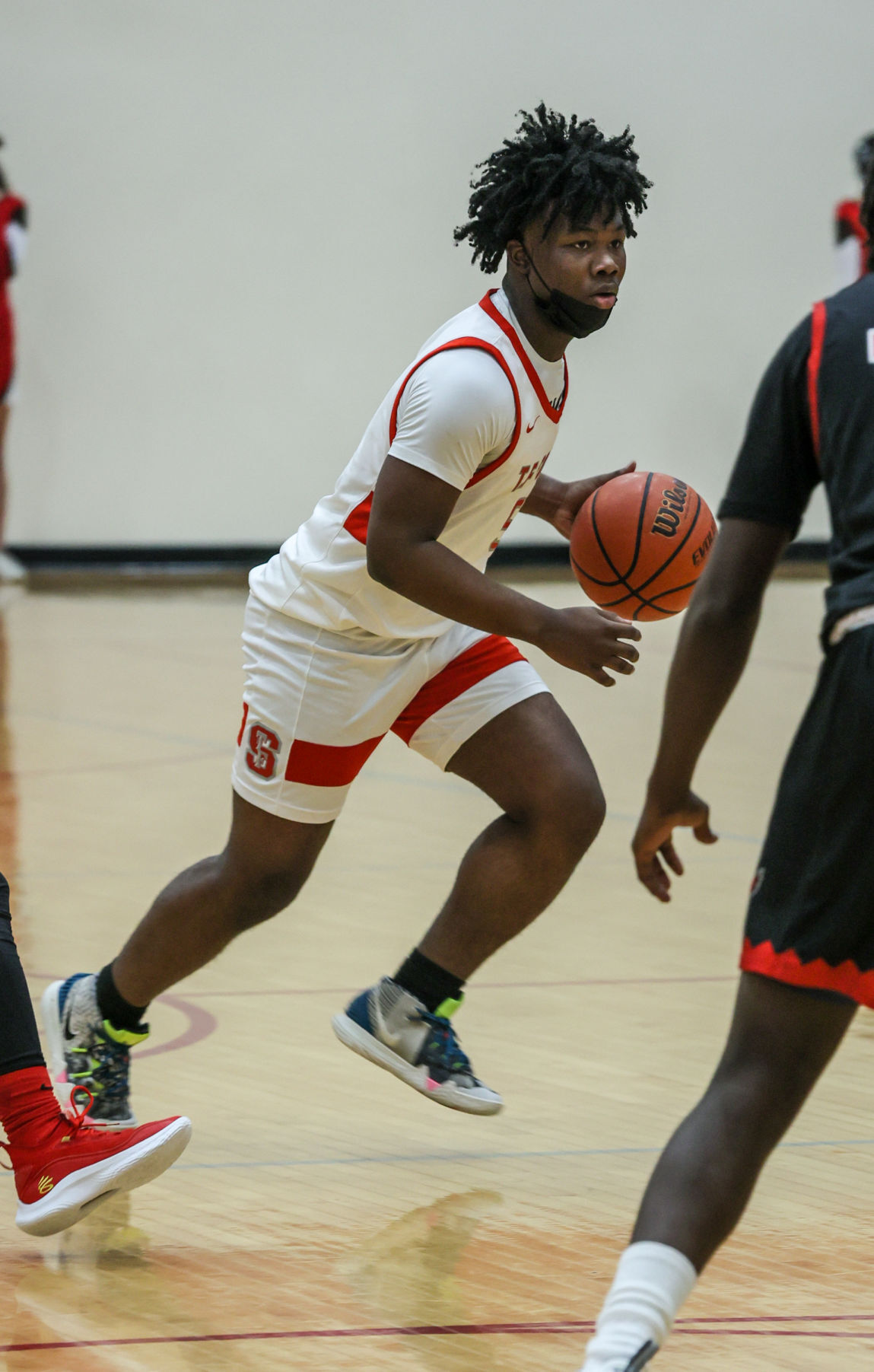 Eisenhower at TF South Boys Basketball